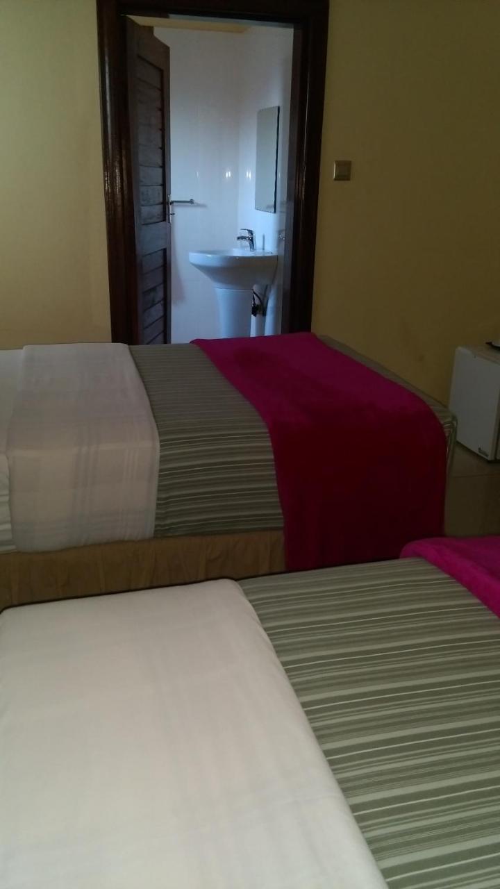 Cypress Executive Lodge ليفينغستون المظهر الخارجي الصورة