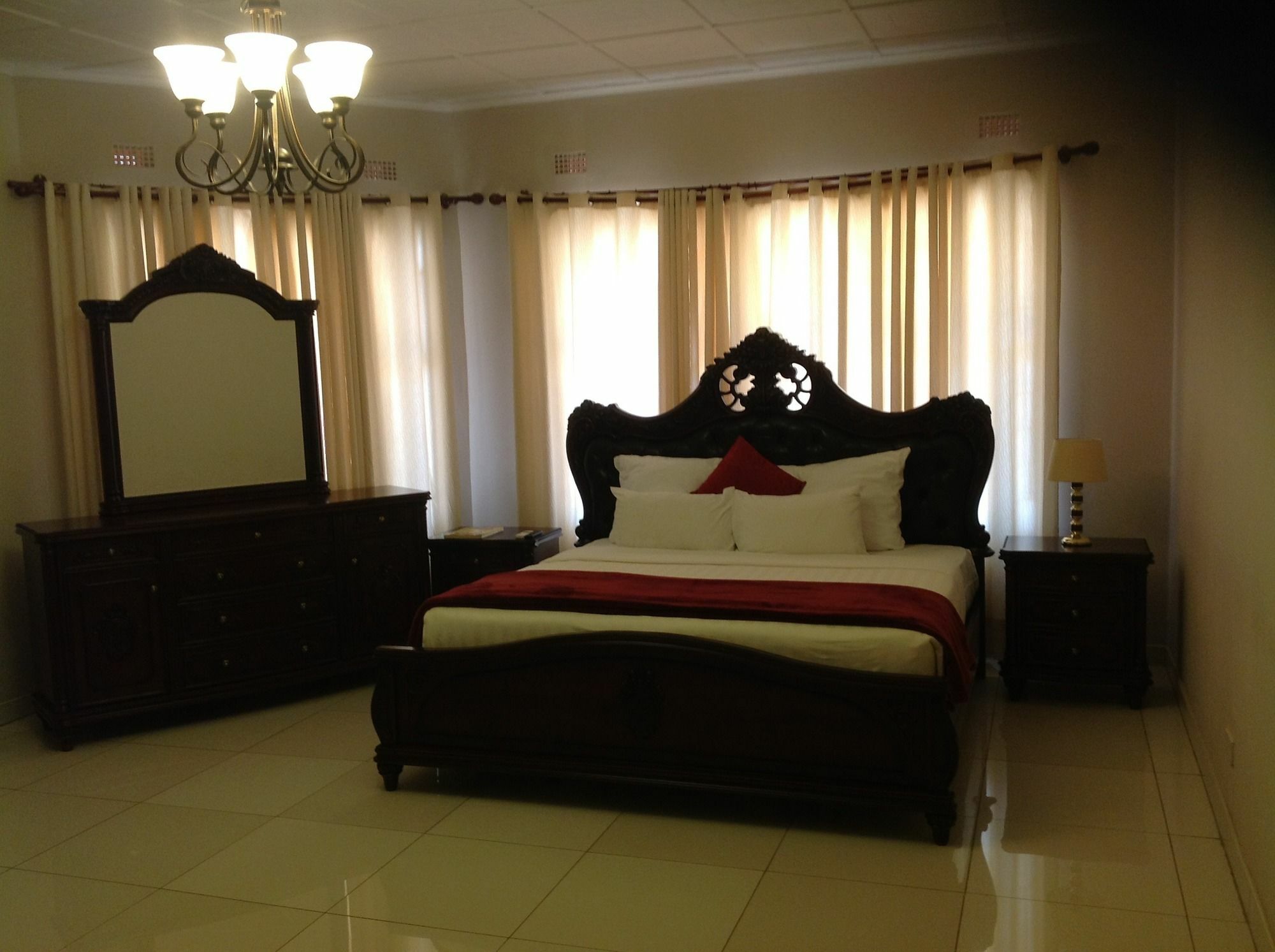Cypress Executive Lodge ليفينغستون المظهر الخارجي الصورة
